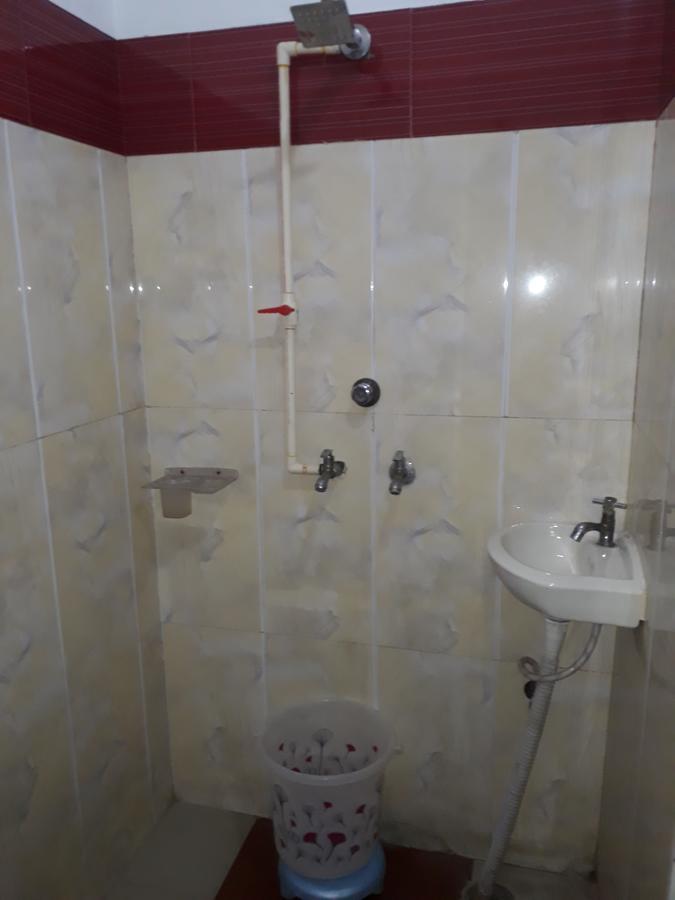 Hotel Aashiyana Агра Экстерьер фото